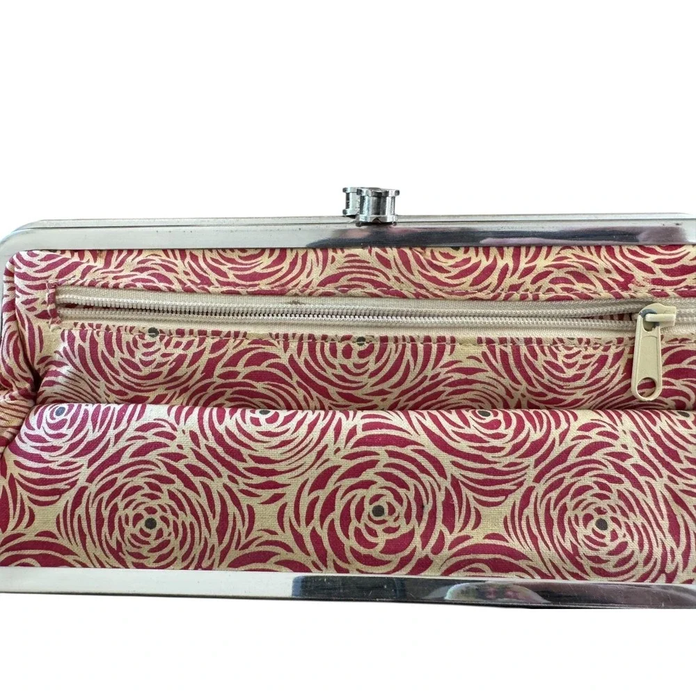 HOBO Lauren Clutch Wallet Purse for Women Purple Leather Multiple Inner Divider - Picture 6 of 6